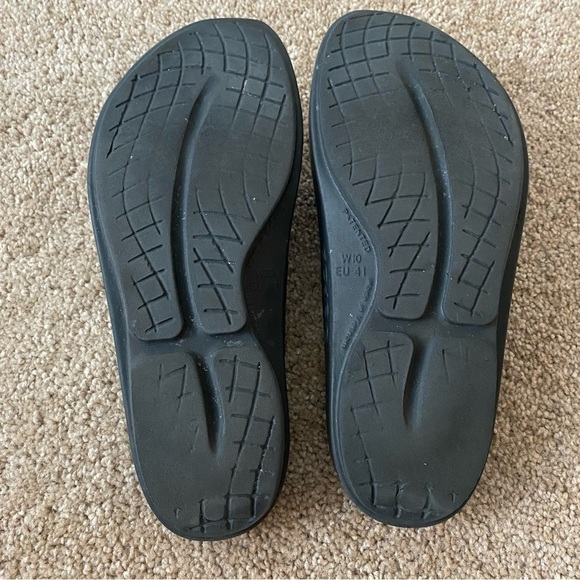 OOFOS | Oolala Recovery Flip Flops Black Size Women's 10 - Picture 5 of 9